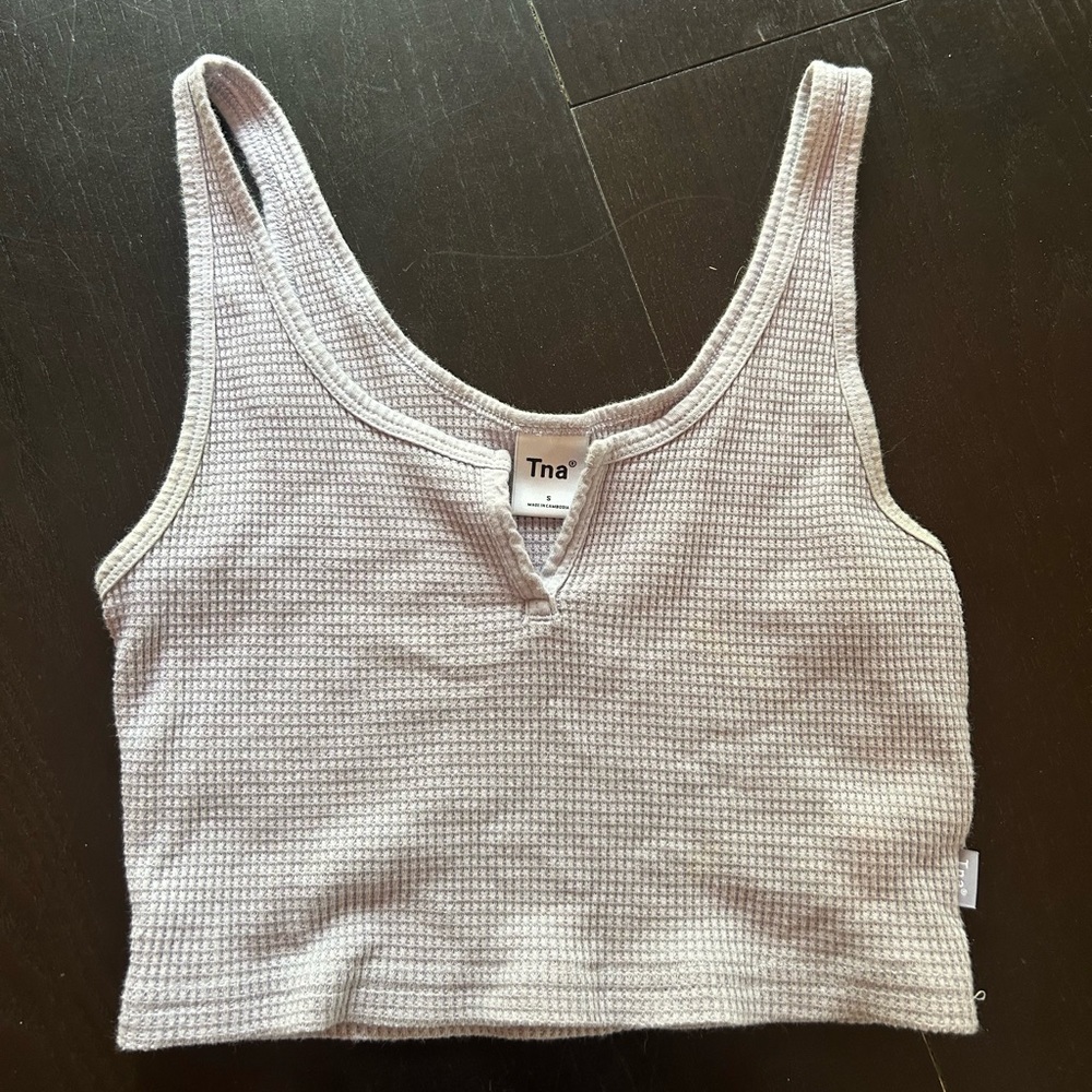 Aritzia tank
